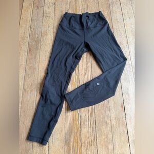 Lululemon Wunder Train Size 8